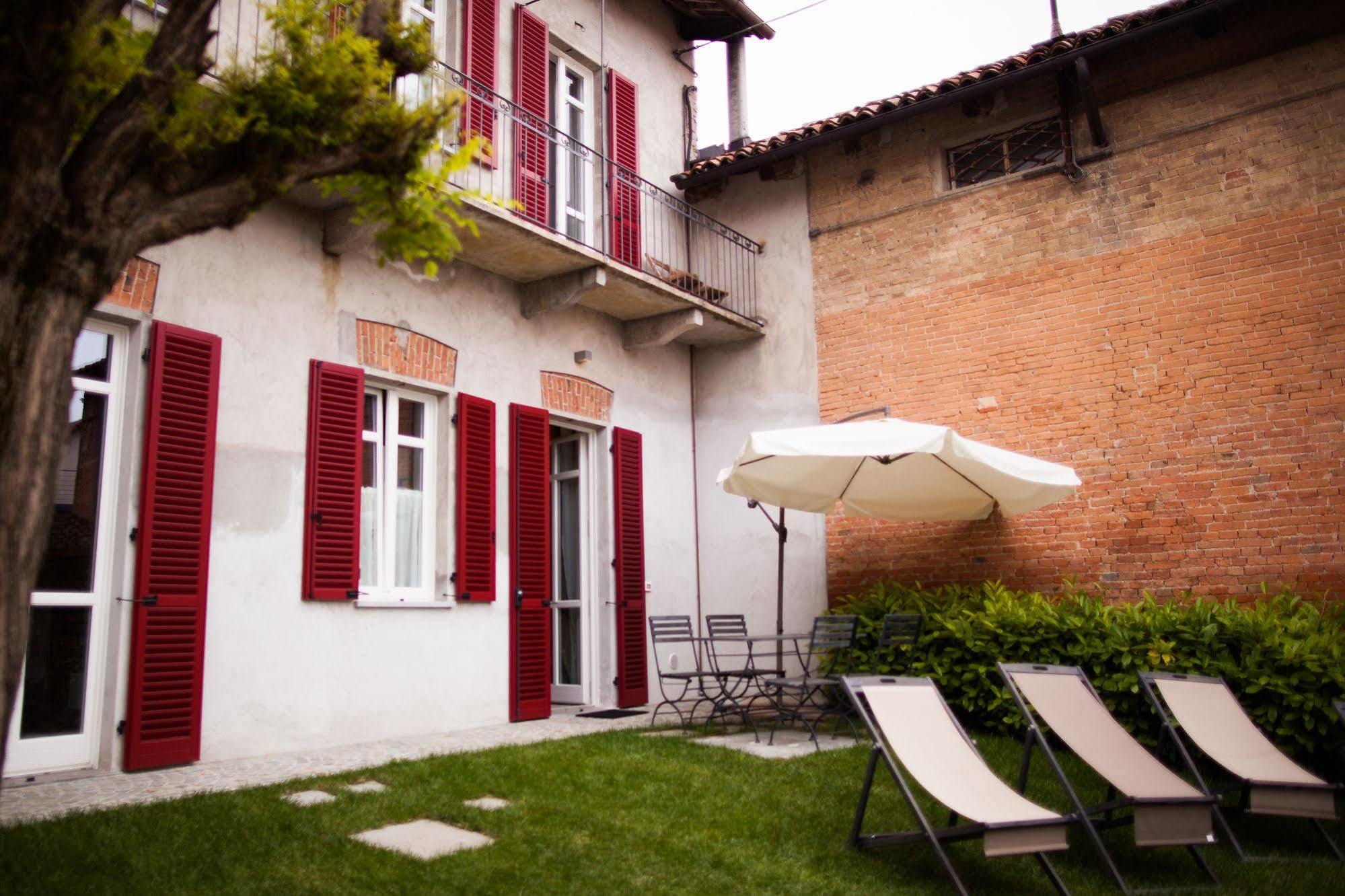 Villa Katerina La Morra Esterno foto