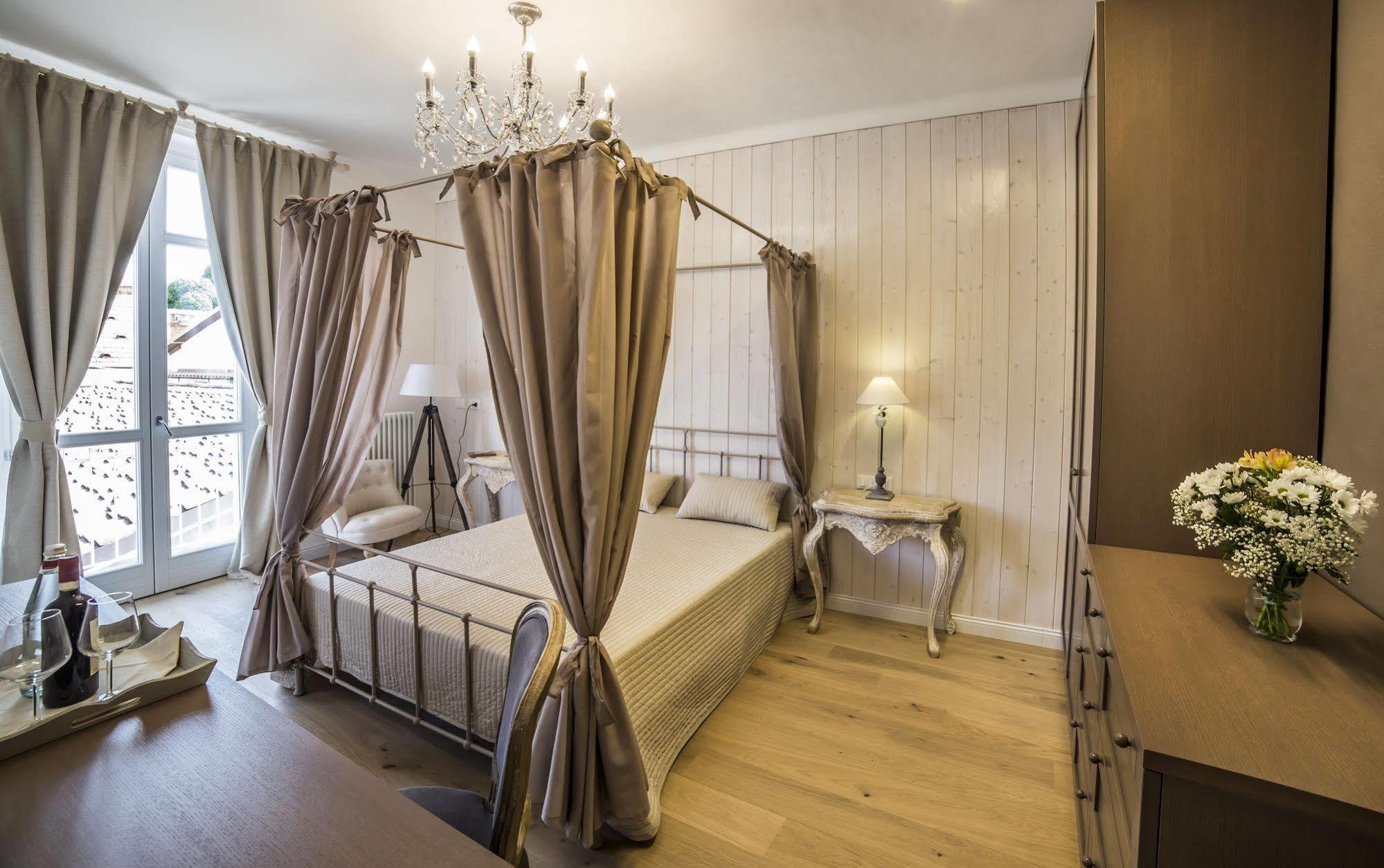Villa Katerina La Morra Esterno foto